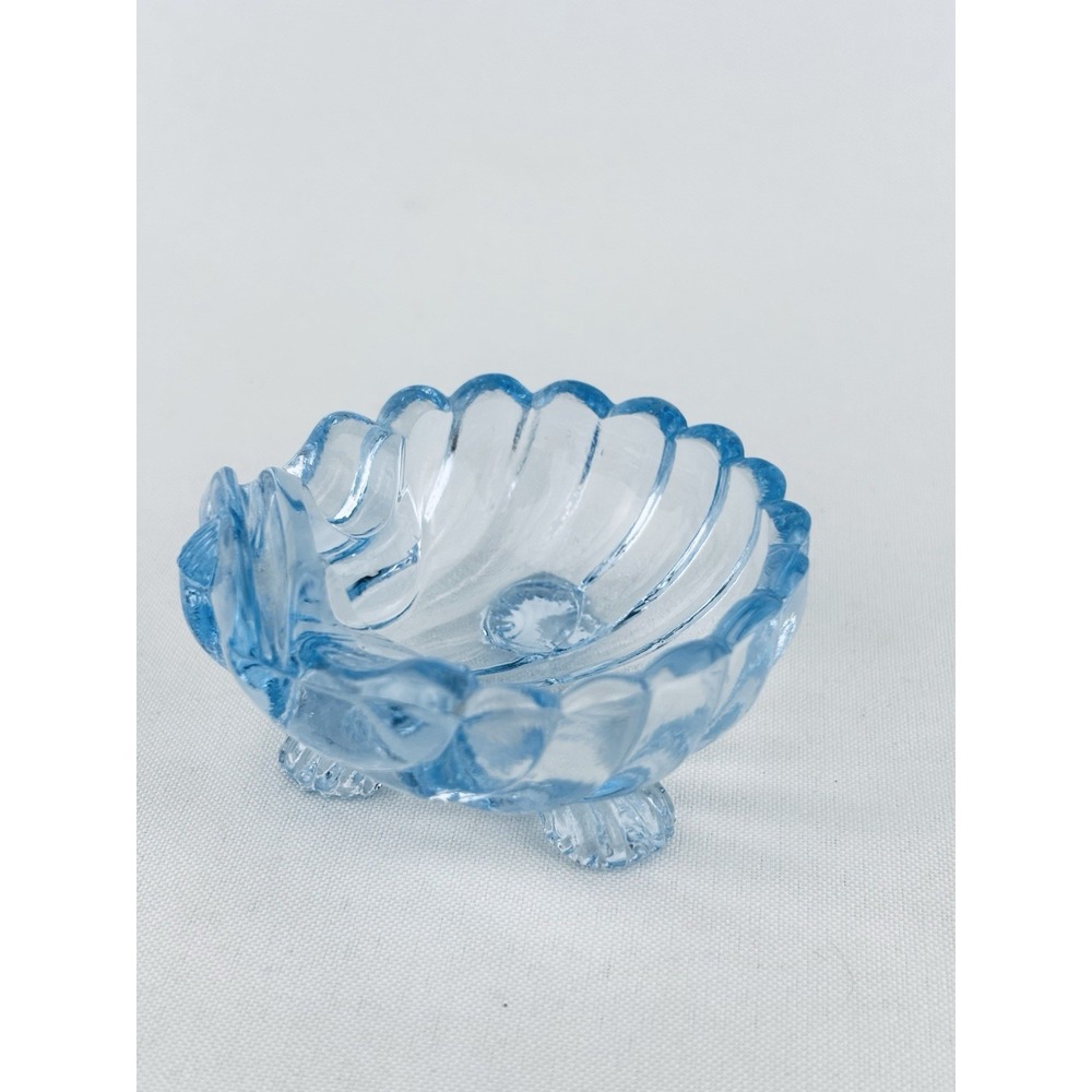 Vintage Blue Sea Shell Trinket Dish Glass Cambridge Footed Ring Bowl Ashtray